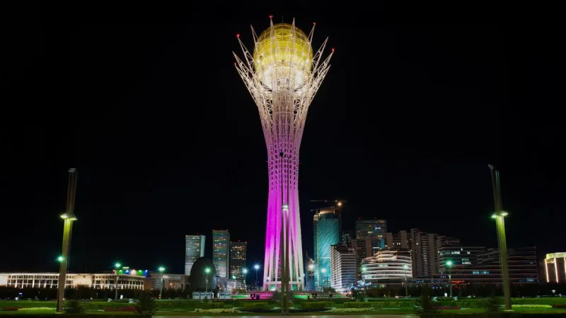Kazakhstan: 19-Year-Old Arrested for Provocative Photo Shoot at Iconic Bayterek Monument Астане