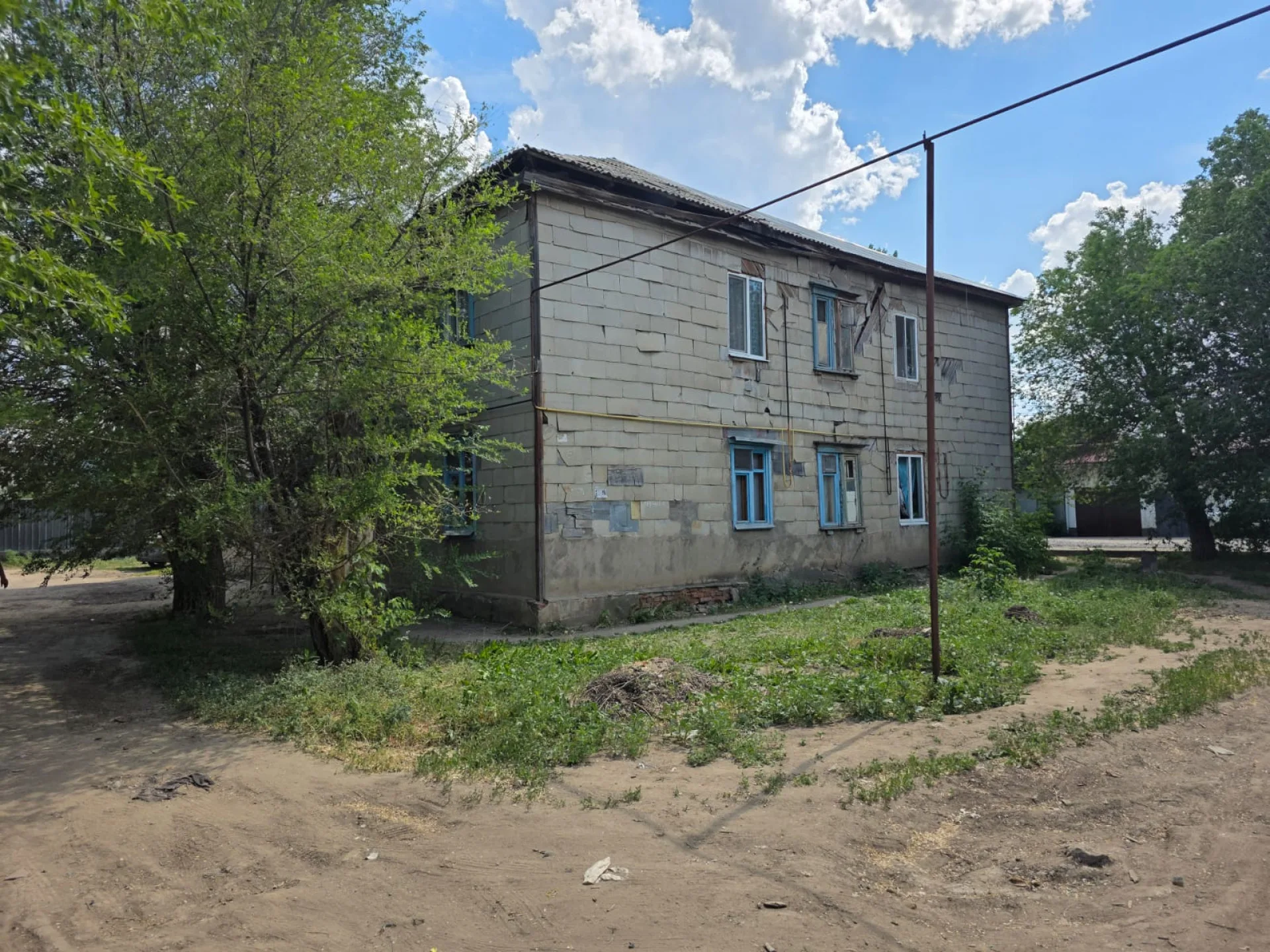 в Актобе нашли ребёнка в пакете