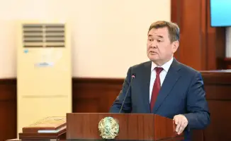 Олжас Бектенов поблагодарил Нурлыбека Налибаева за вклад в развитие Кызылординской области