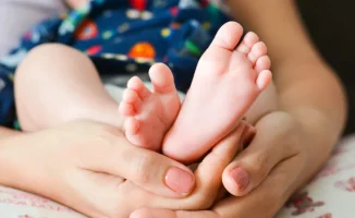 19-летняя жительница Астаны лишилась родительских прав за незаконную продажу новорожденного ребенка, сообщает городская прокуратура. Дело привлекло внимание общественности и вызвало обсуждение вопросов о защите прав детей и ответственности родителей.