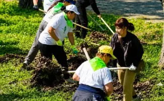 Субботник в Алматы: искусство в действии!
