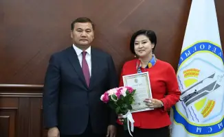 Награждение граждан за участие в референдуме: шаг к укреплению гражданской ответственности