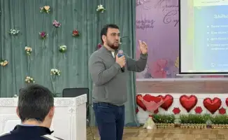 Лекция о профилактике экстремизма в спортивном колледже Алматы: важность критического восприятия информации среди молодежи