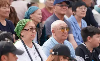 Концерт в Астане: празднование Дня единства народа Казахстана с участием столичных театров