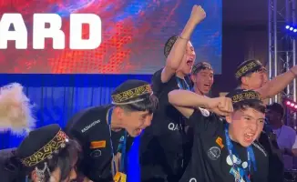 Казахстанская команда Qazygurt завоевала второе место на международном чемпионате по робототехнике в Греции