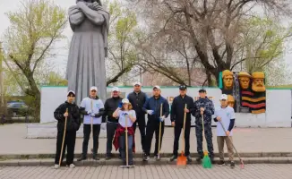 В Восточно-Казахстанской области продолжается уборка в рамках акции "Таза Казахстан"