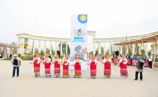 Праздничное мероприятие в Президентском парке подчеркивает важность единства и дружбы в обществе