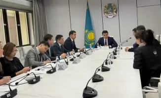 Прием граждан Куандыка Кажкенова вопросы строительства жилья и качества завершенного строительства