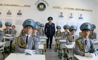 В Кызылорде зажгли факел памяти: открытие полицейского класса 'Жас сақшы' в честь героизма Кайрата Калекова