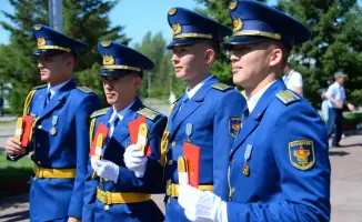 Новые правила присвоения званий выпускникам военных вузов: как это повлияет на мотивацию и карьерные перспективы курсантов