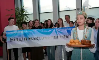 Вдохновляющий пример активного долголетия: 80-летний астанчанин завершил марафон в Кейптауне