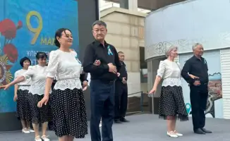Танцы и песни: мирные герои на сцене Астаны!