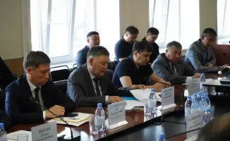 Обсуждение мер безопасности после аварии на объекте «Казцинк»