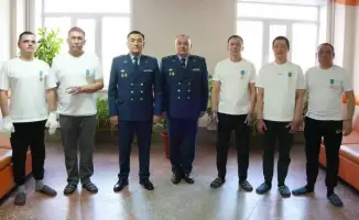 Пятеро полицейских получили медали за спасение людей в Шахтинске во время газового взрыва