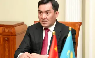 Обсуждение устойчивого развития энергетики Казахстана на встрече Ерлана Ақкенженова с инвесторами из Китая