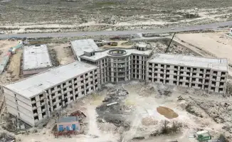 Аким Мангистауской области Нурдаулет Килыбай проверил ход строительства санаторно-оздоровительного комплекса «Нұр» в Актау