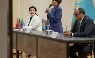 Обсуждение укрепления образовательных связей между Казахстаном и Кыргызстаном на встрече в Бишкеке