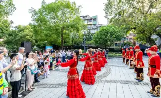 Выступление ансамбля «Бірлік» на фестивале в Макао: укрепление культурных связей между Казахстаном и Китаем