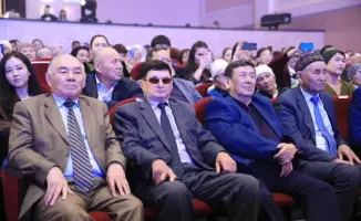 Словесный поединок в сердце Актобе: акыны празднуют столетие Бакира Тажибаева