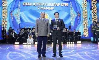 Солдатские сердца сияют: 34 защитника Отечества отмечены наградами в Астане