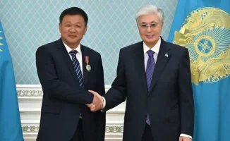 Токаев обсудил с главой Xinjiang Lihua новые проекты в Астане