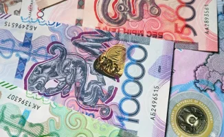 Рост тарифов на коммунальные услуги в Казахстане вызывает недовольство граждан, в то время как власти объявили о выплатах к празднику. В Усть-Каменогорске произошло чрезвычайное происшествие, подробности которого пока уточняются. Главные новости за 5 мая: