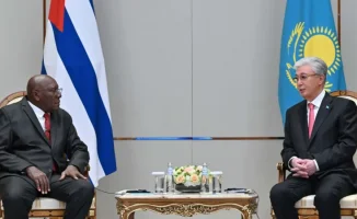 Токаев и вице-президент Кубы обсудили социальное сотрудничество между Казахстаном и Кубой