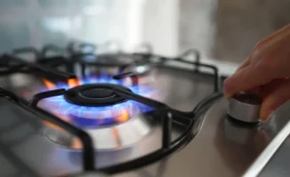 В Казахстане рассматривается возможность повышения оптовых цен на газ с целью привлечения инвесторов в отрасль. Заместитель премьер-министра — министр сообщил об этом, подчеркивая важность инвестиций для развития газового сектора страны.