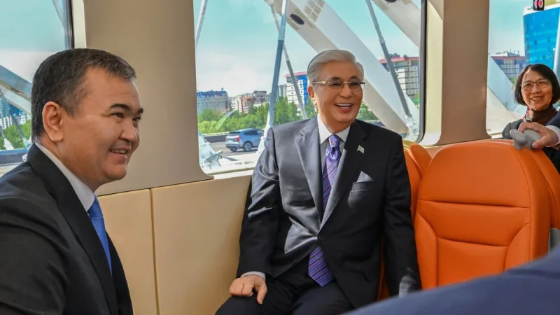 Токаев запустил Astana LRT: Президент прокатился на рельсах будущего Астане