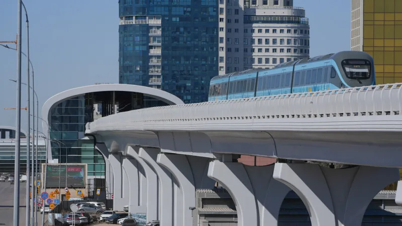Вторник, 12 мая: Линия мечты LRT запущена, но на горизонте — тучи штрафов за одуванчики и дерзкие схемы хищений из колонии Астане