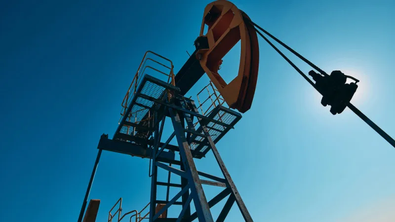Нефть под давлением: ниже 80 долларов впервые с марта Астане
