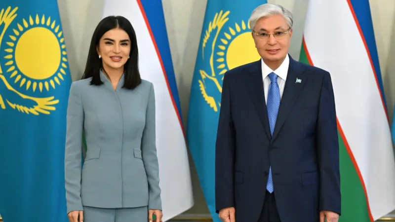 Президент Казахстана Касым-Жомарт Токаев принял руководителя администрации президента Узбекистана Саиду Мирзиёеву, что подчеркивает укрепление двусторонних отношений между двумя странами. Астане