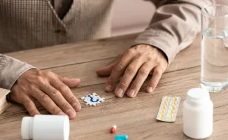 В Казахстане утвердили стандарт для практики традиционной медицины: кто сможет лечить травами и пиявками?