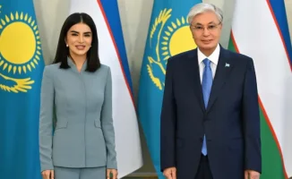 Президент Казахстана Касым-Жомарт Токаев принял руководителя администрации президента Узбекистана Саиду Мирзиёеву, что подчеркивает укрепление двусторонних отношений между двумя странами.