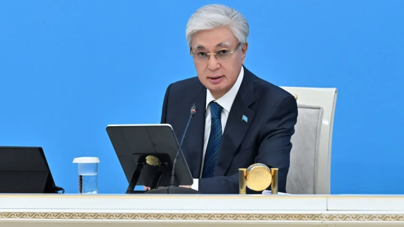Президент Казахстана Касым-Жомарт Токаев подписал законопроект, направленный на совершенствование трудового законодательства, что подтверждает его стремление к улучшению условий труда и защите прав работников. Поправки были одобрены в рамках работы по мод Астане